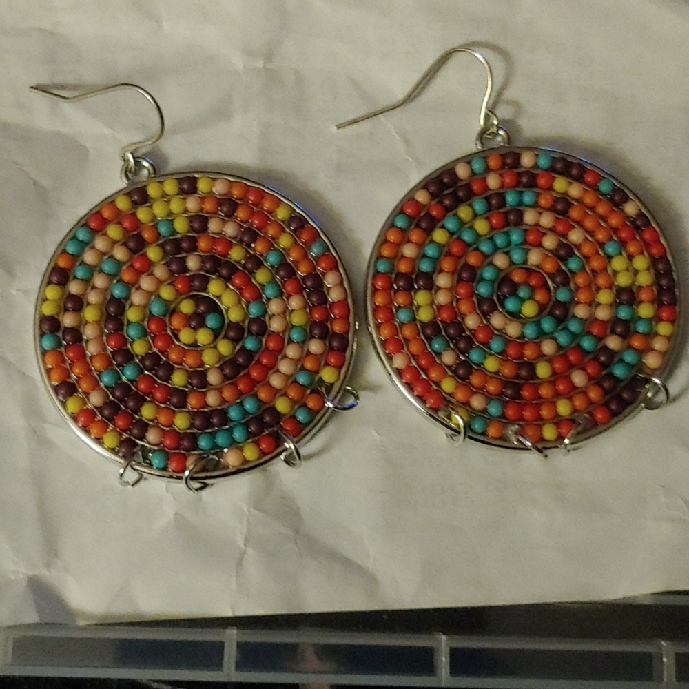Multi bead earrings - Picture 2 of 2